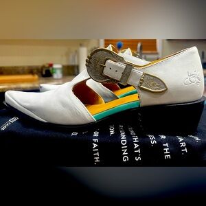 Fluevog Articulate Size 9